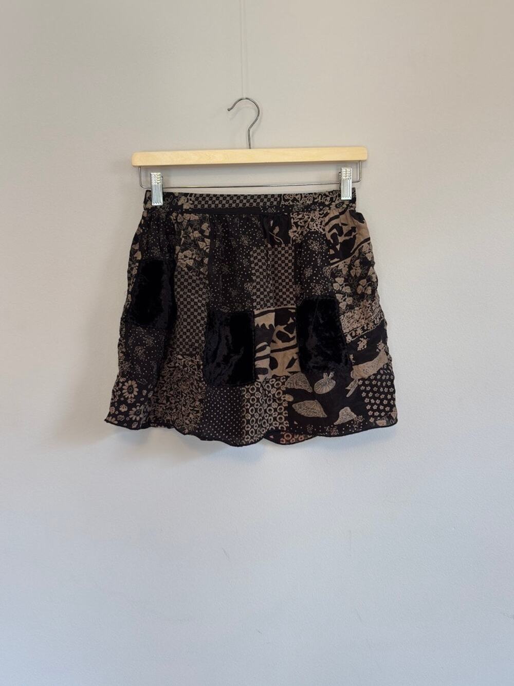Urban Outfitter's Women's Skirt Size XS | Patchwork Skater Black and Gold